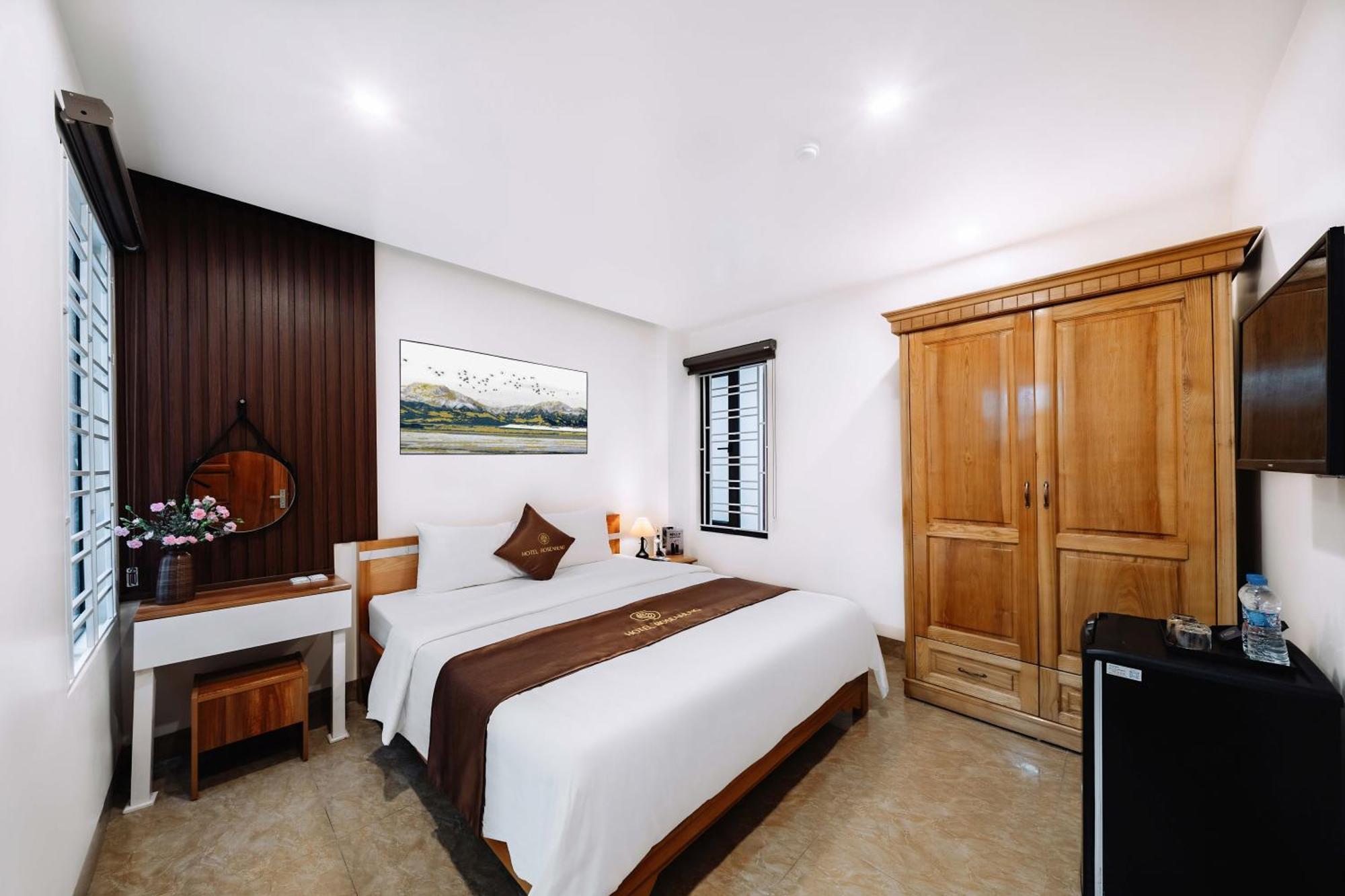 Hotel Cat Ba Rose Nhung Dong Khe Sau